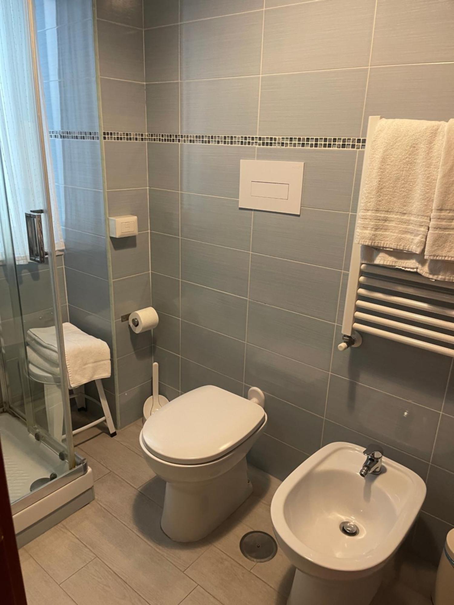 Bernini 20 Bed and Breakfast Νάπολη Εξωτερικό φωτογραφία
