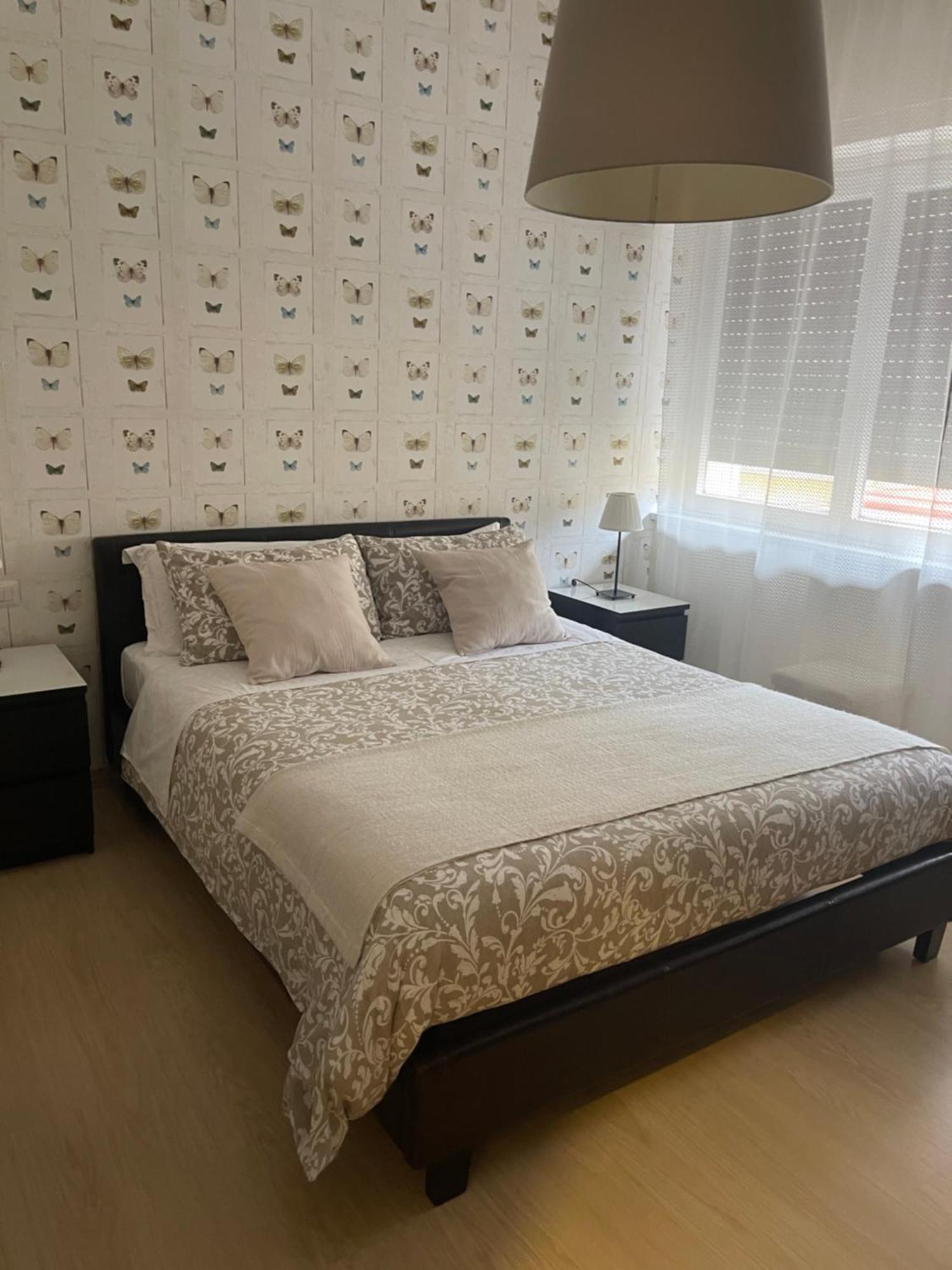 Bernini 20 Bed and Breakfast Νάπολη Εξωτερικό φωτογραφία