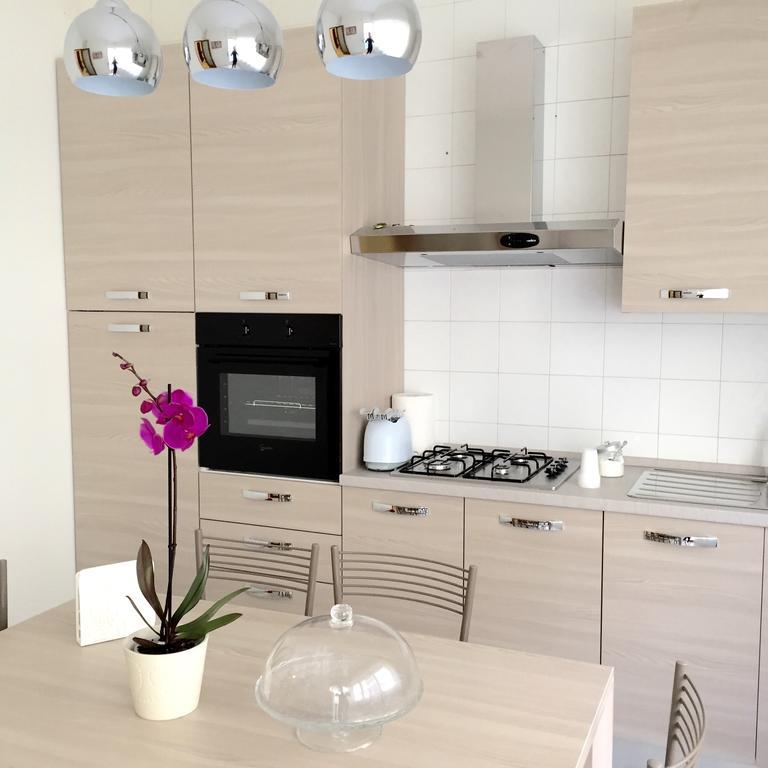 Bernini 20 Bed and Breakfast Νάπολη Εξωτερικό φωτογραφία
