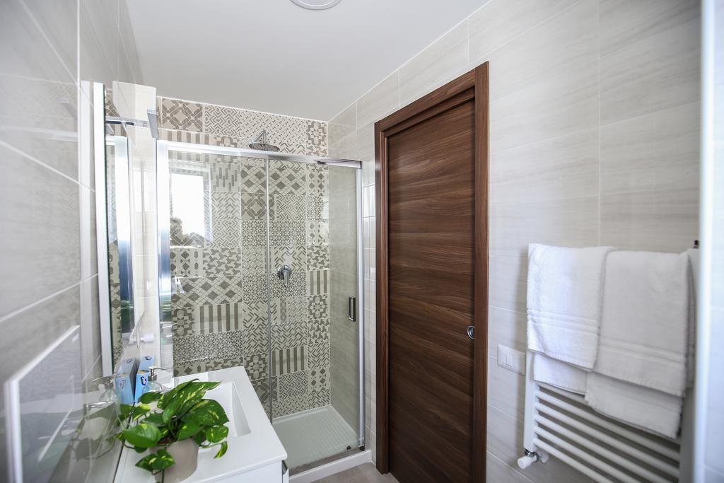 Bernini 20 Bed and Breakfast Νάπολη Εξωτερικό φωτογραφία